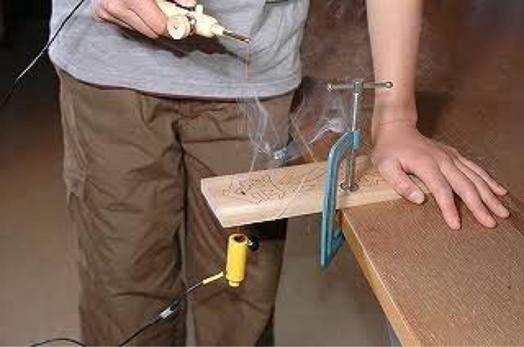 新品未使用 熱線 糸鋸 カットマン ドリル刃付 木材 竹材 看板 糸のこ DIY切断工具・切断機