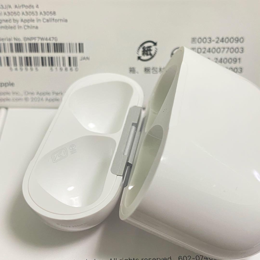 正規品］AirPods 4 第四世代 ケース アイポーズ ANC 無し充電器