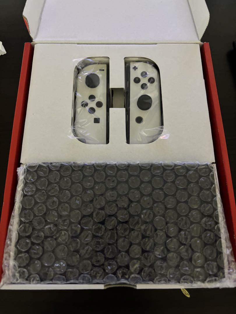 Nintendo Switch 有機ELモデル 本体と付属品