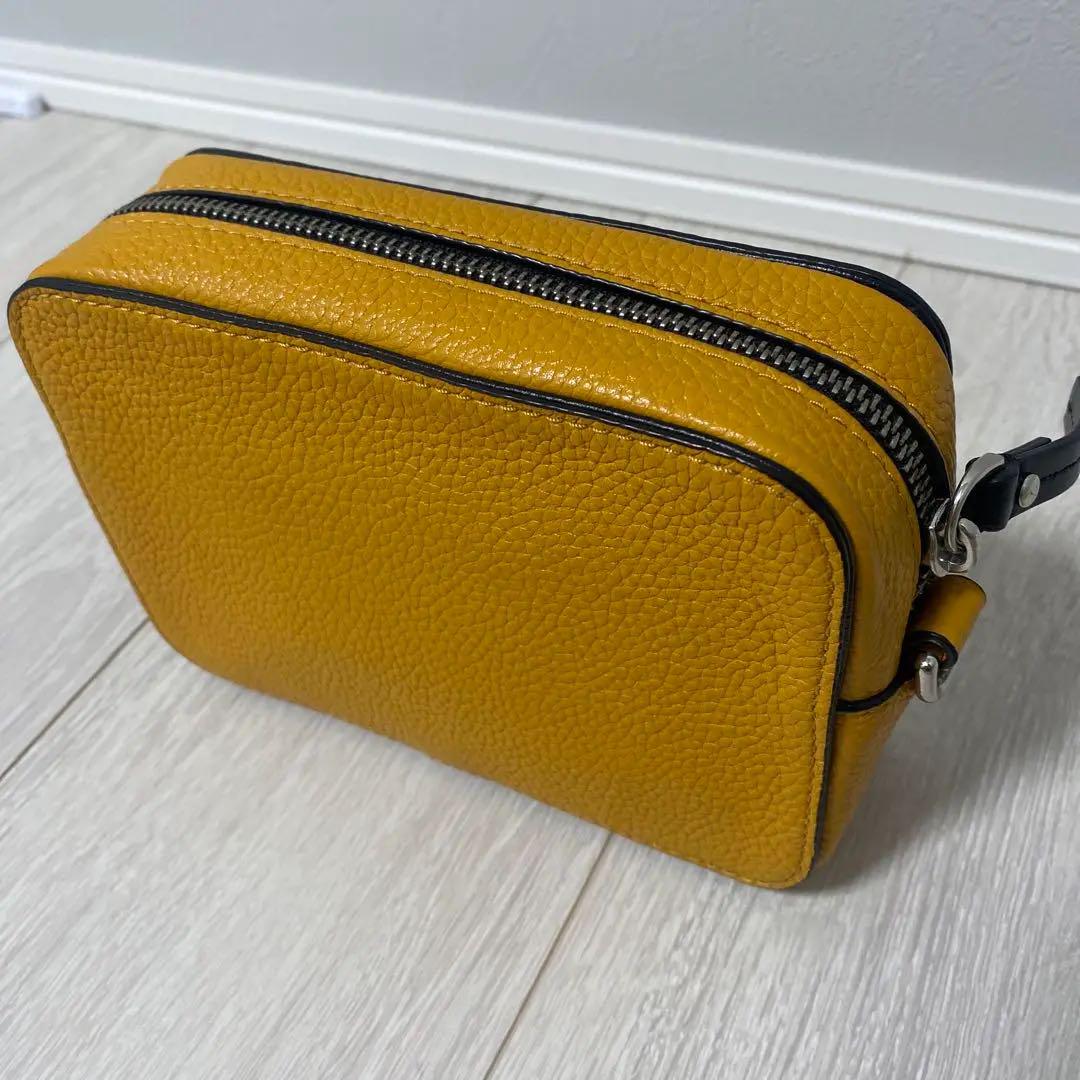 MARC JACOBS イエロー ショルダーバッグ+別売りのベルト付き