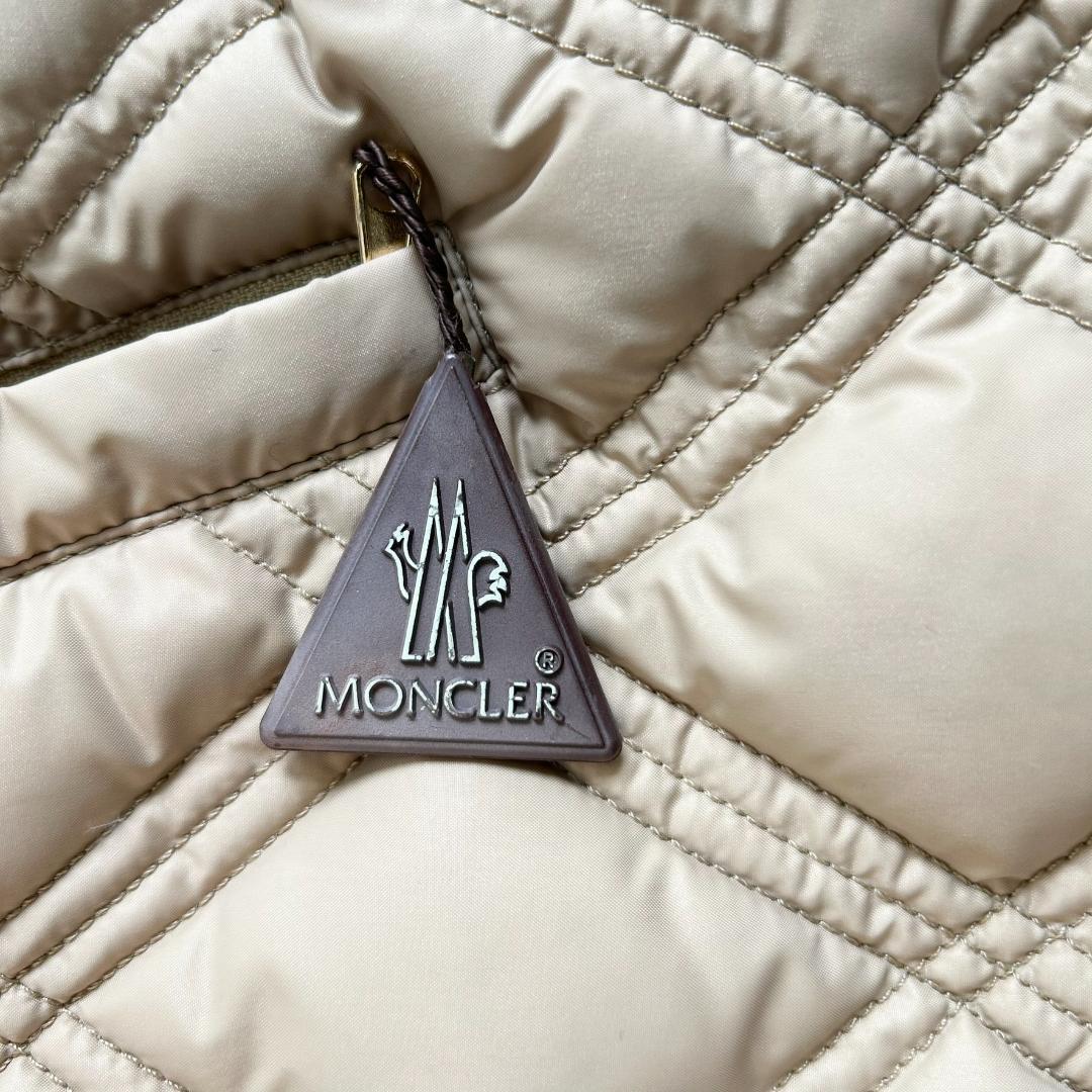 MONCLER - モンクレール MONCLER ダウン レディース ショート