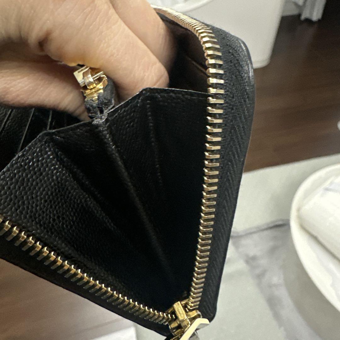 YSL ブラックレザー長財布