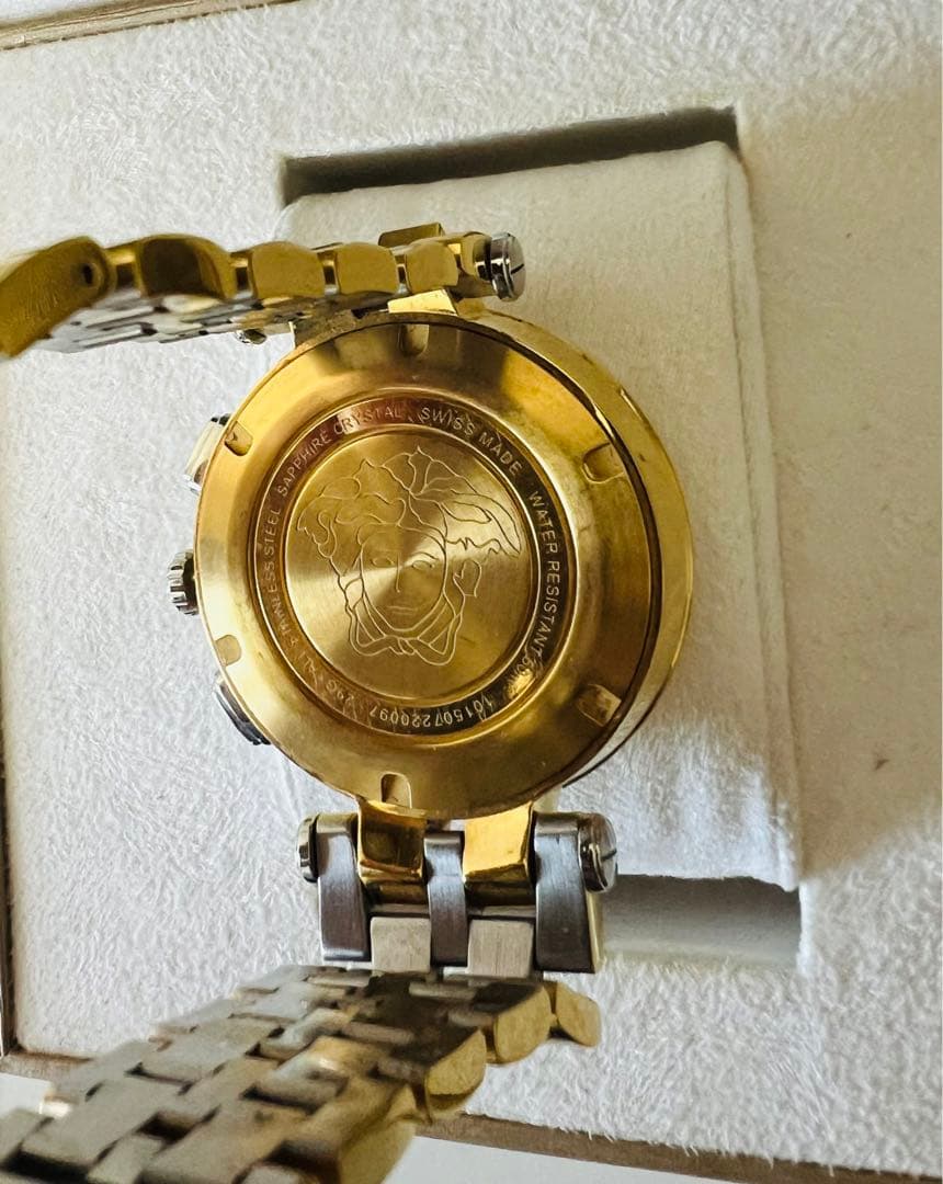 Versace 時計　ゴールド＆シルバー