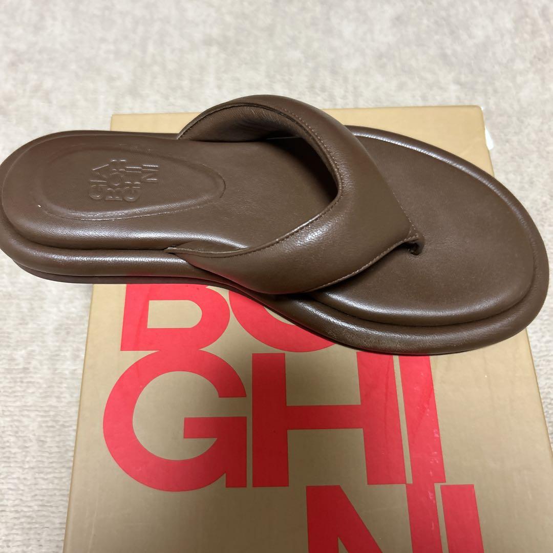 GIABORGHINI ☆フラットチャンキーサンダル 37 再値下げ!