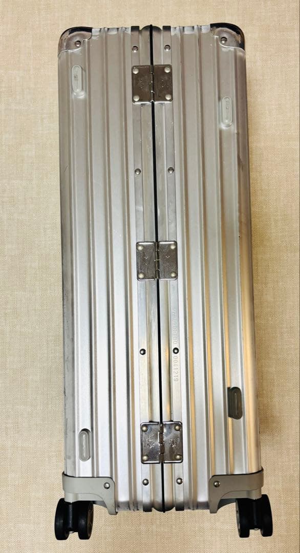 値下 Yさん RIMOWA リモワ クラシックキャビン36L 本物100%!