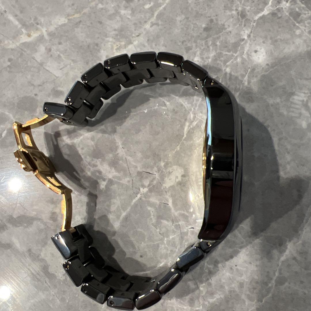Armani セラミック クロノグラフ ブラック