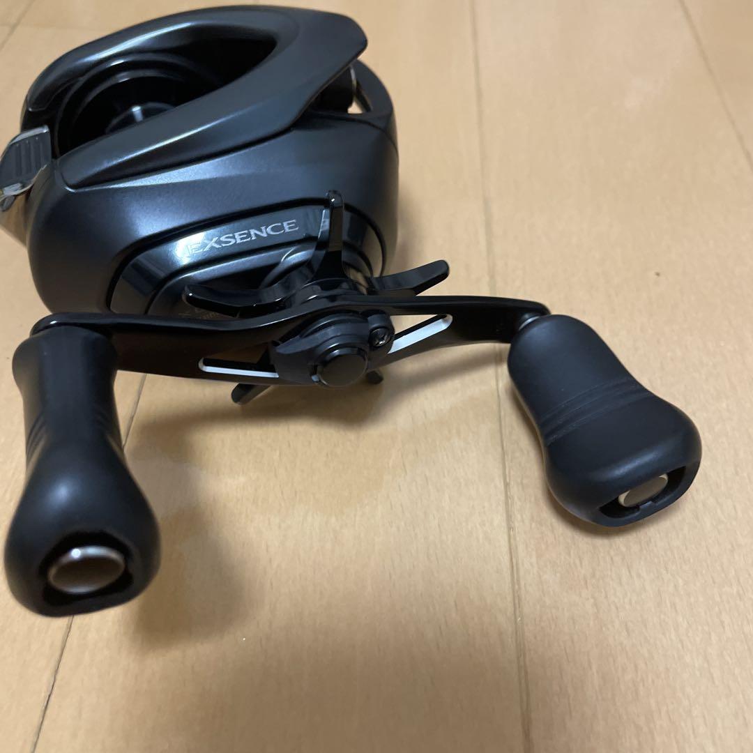 17エクスセンスDC XG 右巻
