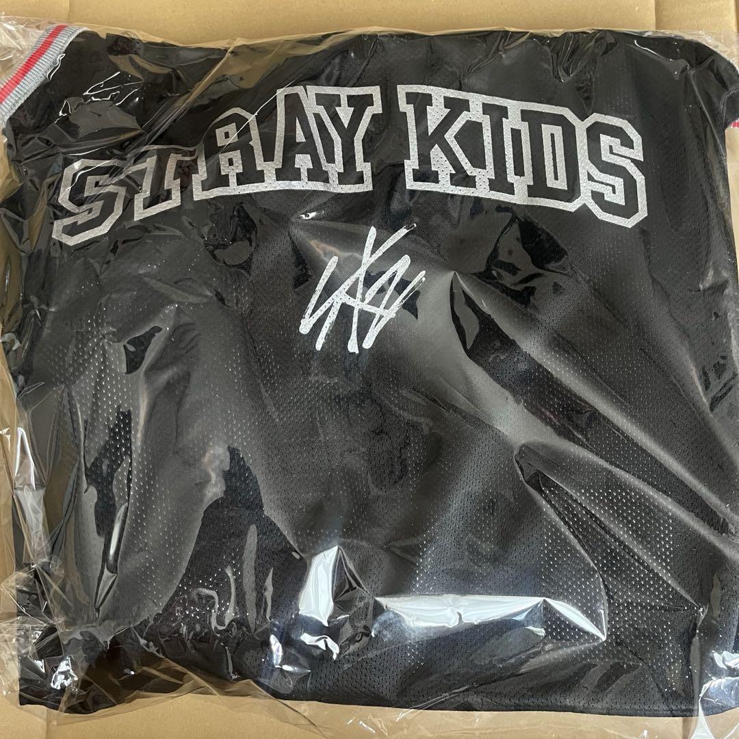 【新品未開封】アプグレ特典5/17.18dominATEstraykidsスキズ