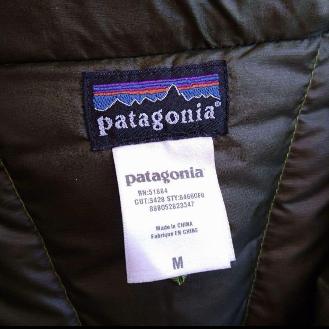 y*i様 patagonia ダウンセーターフーディ プルオーバー