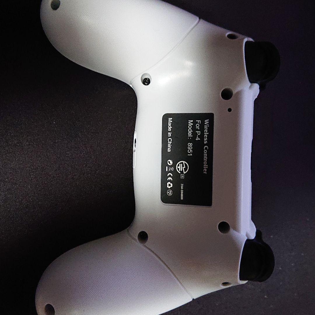 PS4コントローラー2つ