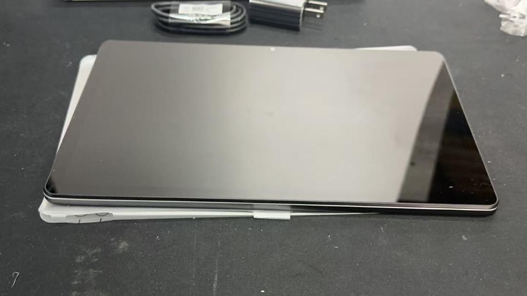 訳あり　Lenovo Tab M10 Plus 3rd gen タブレット