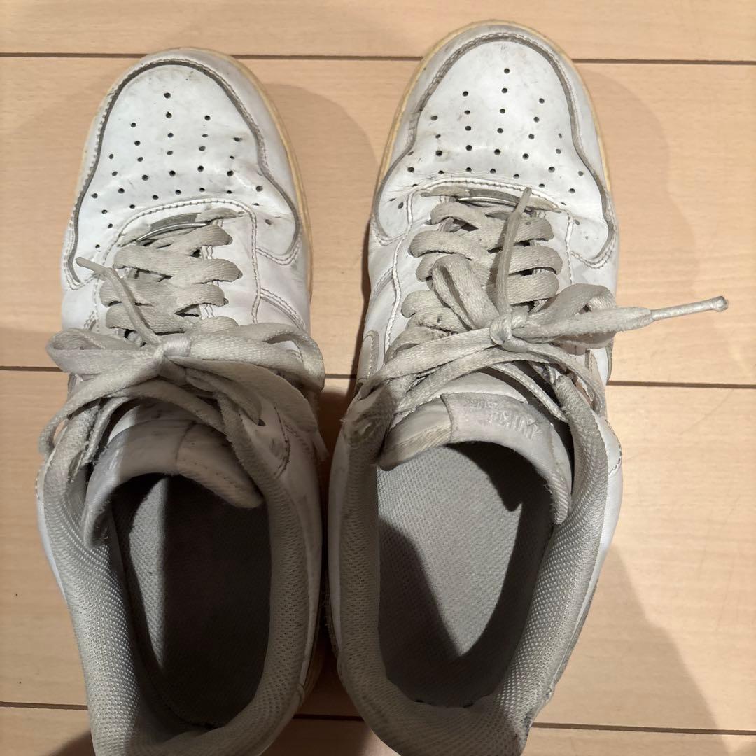 ホワイトレザー スニーカー ローカット27cm NIKE