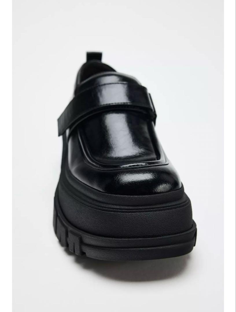 新品タグ付き⭐︎ZARA プラットフォームローファー 37（24cm）ブラック