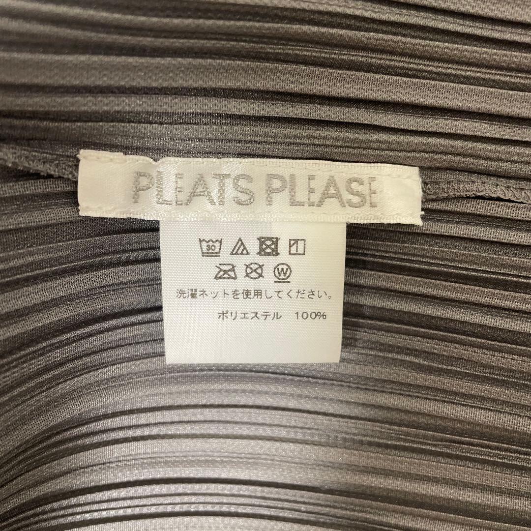 プリーツプリーズ　カーディガン　グレー