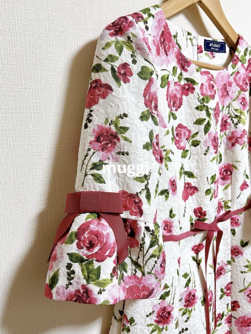 【美品】M’S GRACY エムズグレイシー　ワンピース38 赤い薔薇　ローズ M'S GRACY エムズグレイシー フラワープリントフレアワンピース