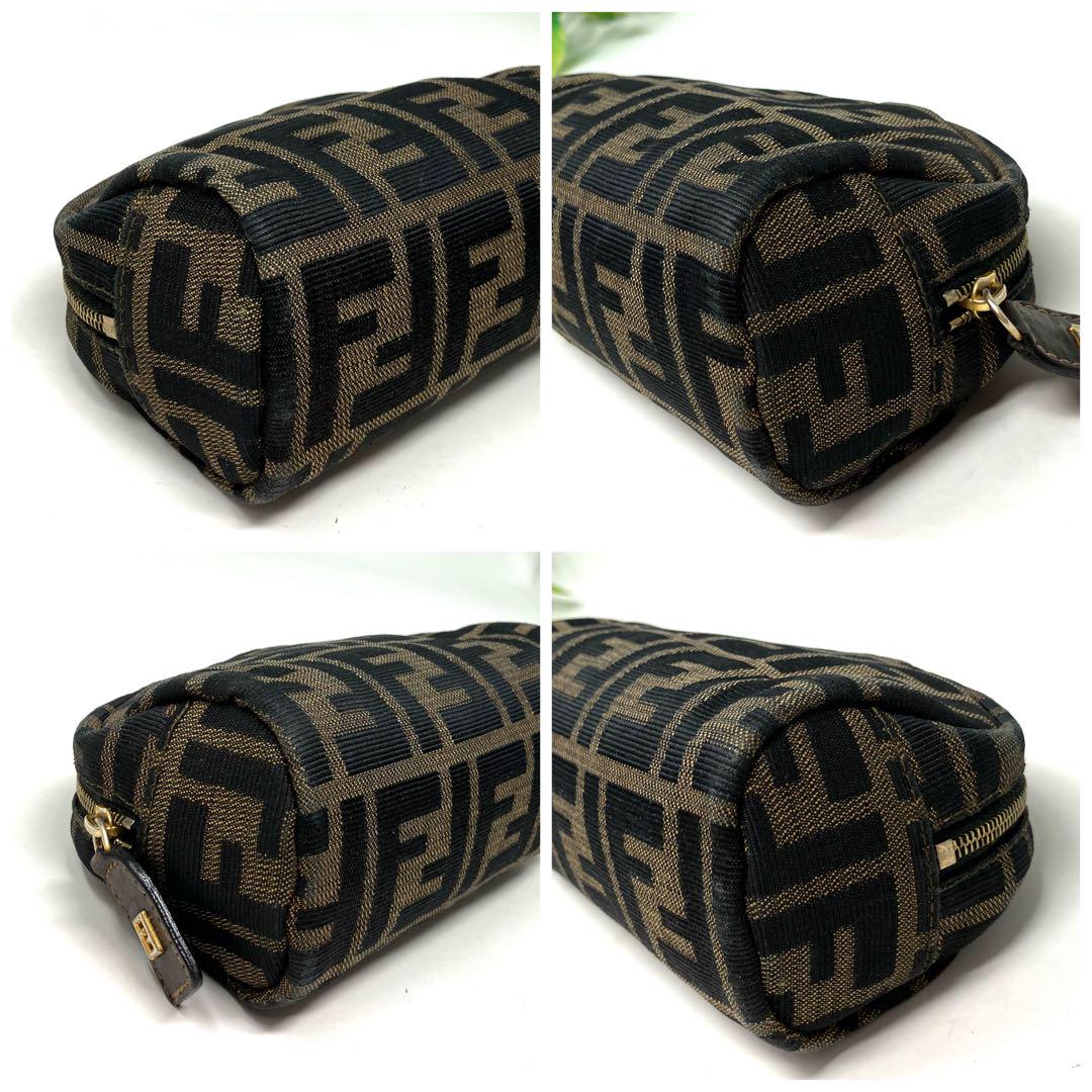 FENDI フェンディ ズッカ柄 ズッキーノ キャンバス ポーチ