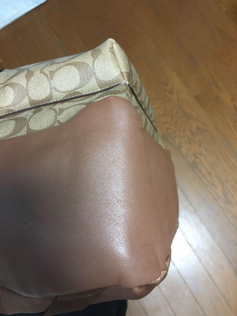 coach バッグ　チャーム付き