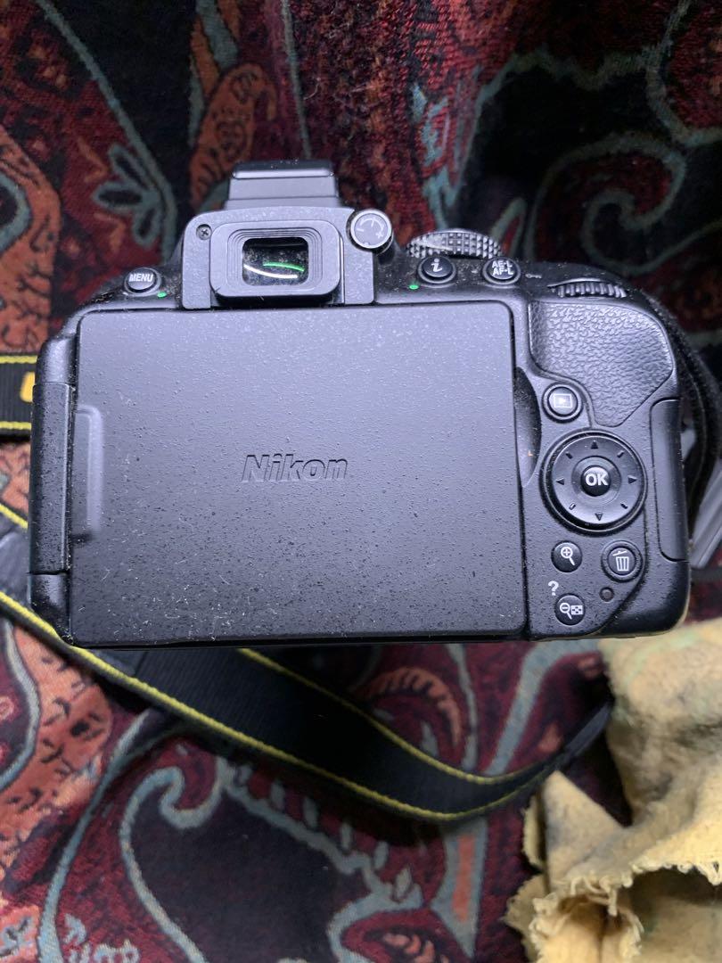 Nikon D5300 動作確認済み　18-140mm レンズ付き
