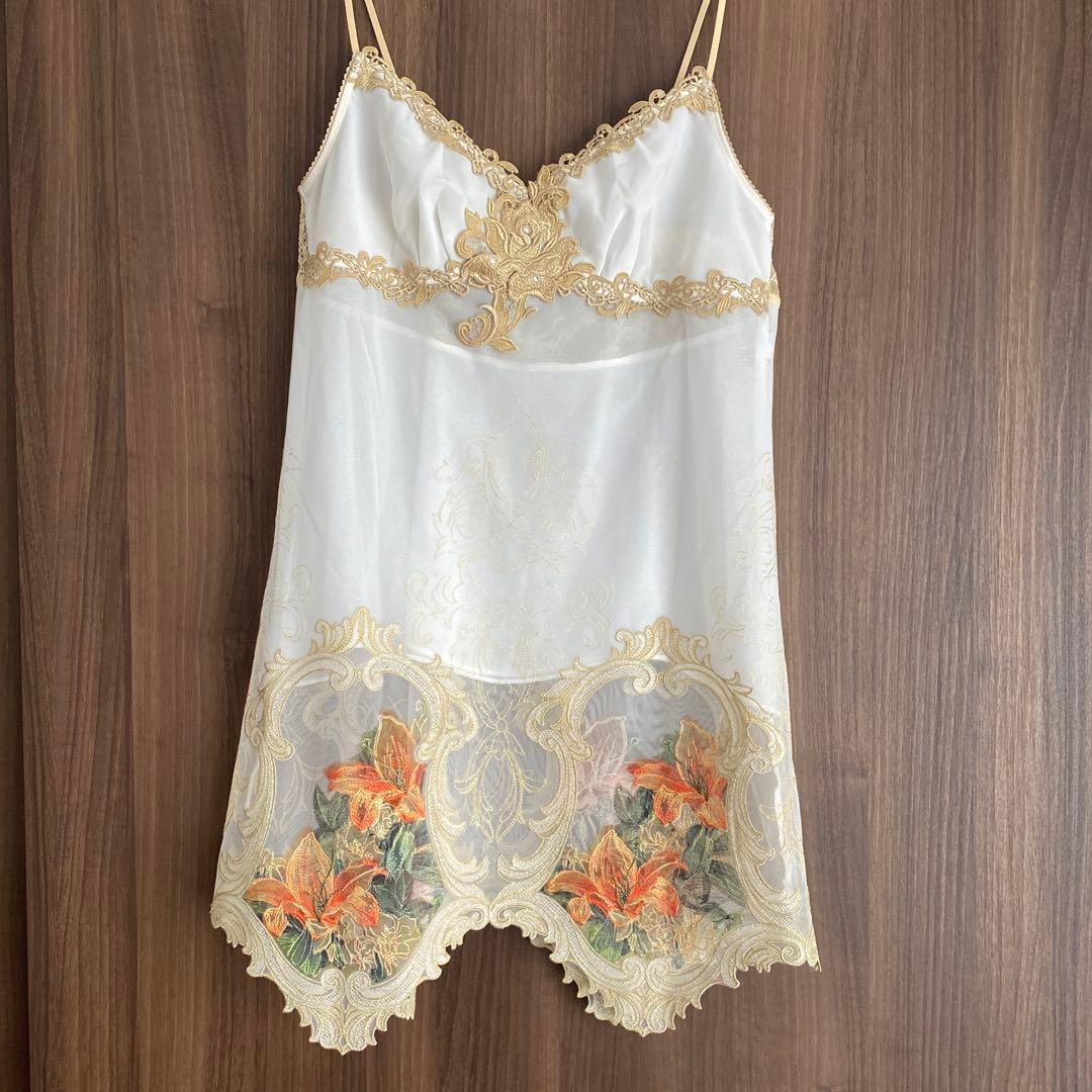 サルート 82G ジョジョの奇妙な冒険 スリップ L IV ☆プレステージ☆ サルート 82G ジョジョの奇妙な冒険 スリップ L IV ☆プレステージ☆