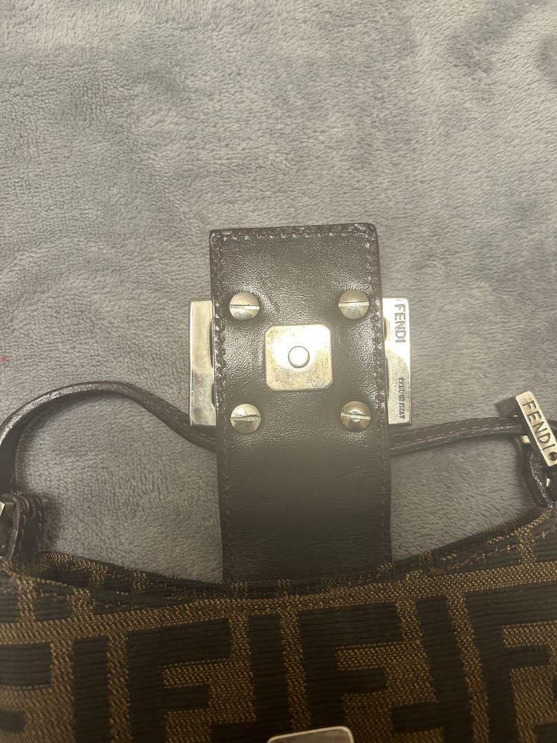 FENDI ミニバッグ ミニハンドバッグ ズッカ柄 クロワッサン 画像3