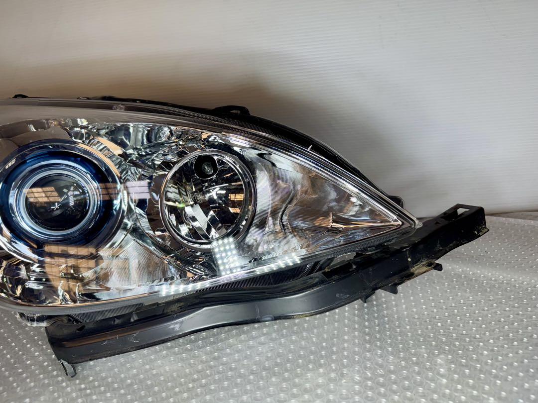 超美品　ホンダ ステップワゴン RG1 RG2 RG3 ヘッドライト　左右セット