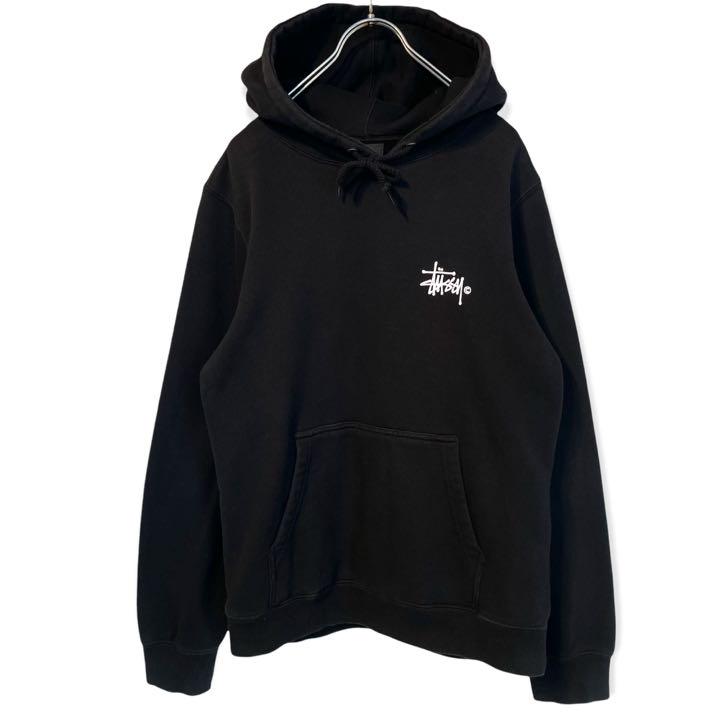 100%新品新作 STUSSY M 黒 デカロゴ urRKJ-m51370978217 ステューシー フーデッドパーカー フーディー 得価最新作