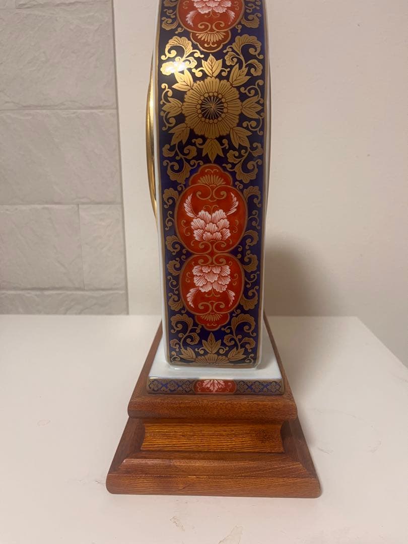 花柄陶器製置時計