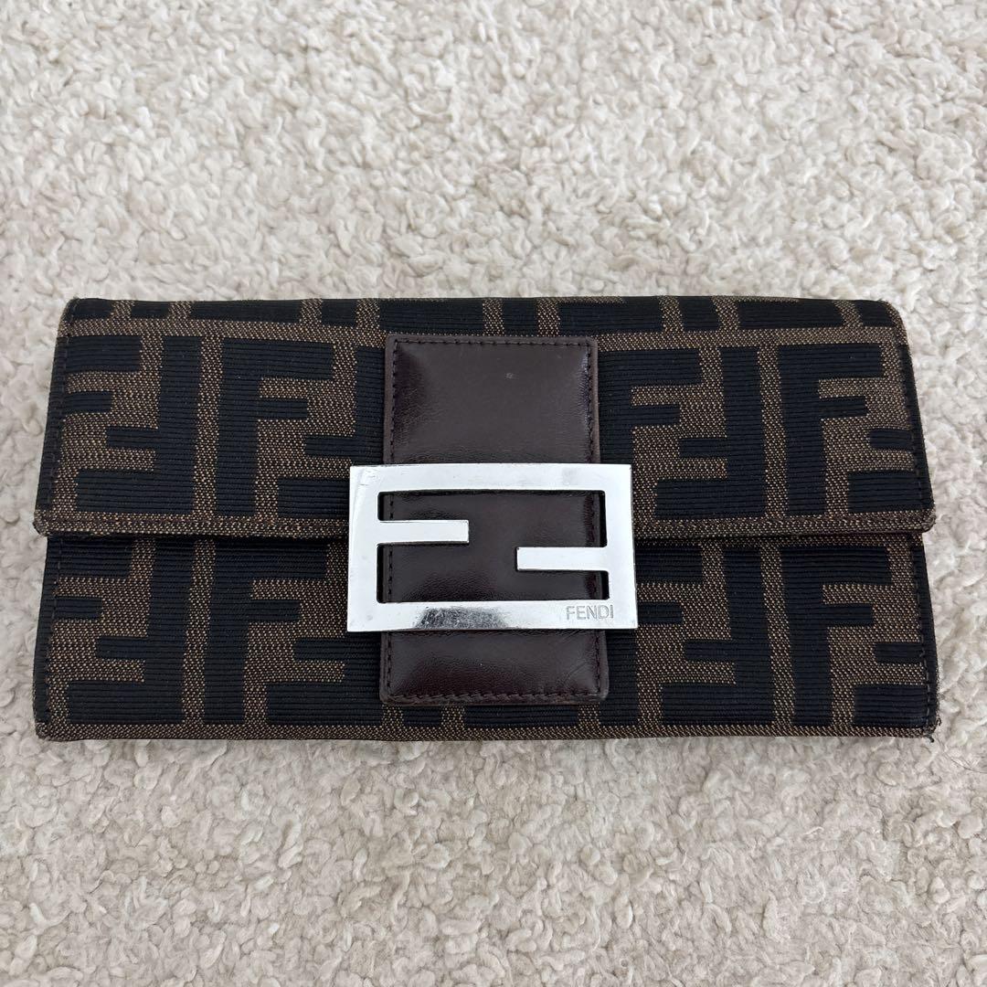 【美品✨】FENDI　フェンディ　長財布　ズッカ柄　キャンバスレザー　箱付き FENDI 長財布 ズッカ柄 キャンバス レザー フェンディ - メルカリ