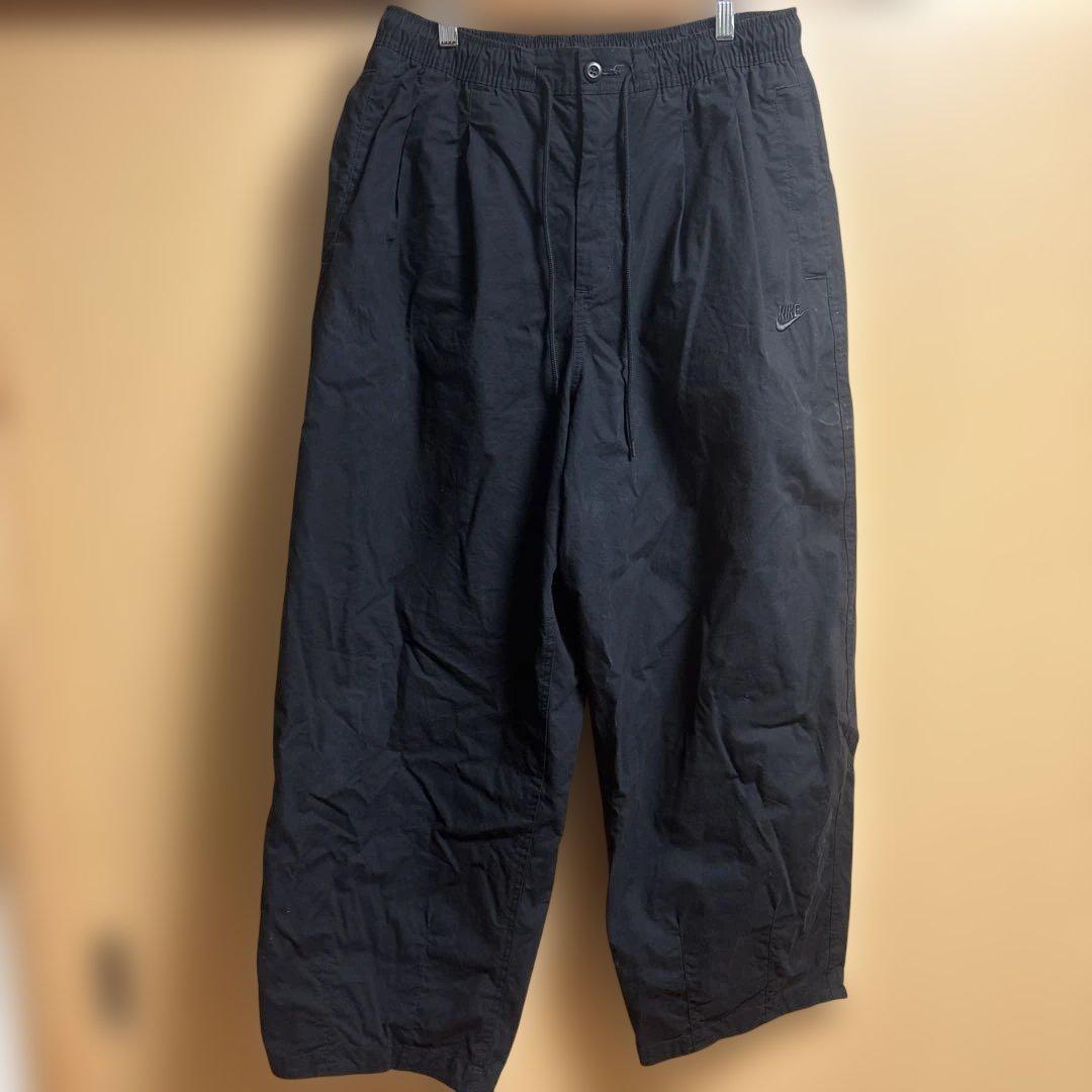 NIKE バルーンパンツ　黒