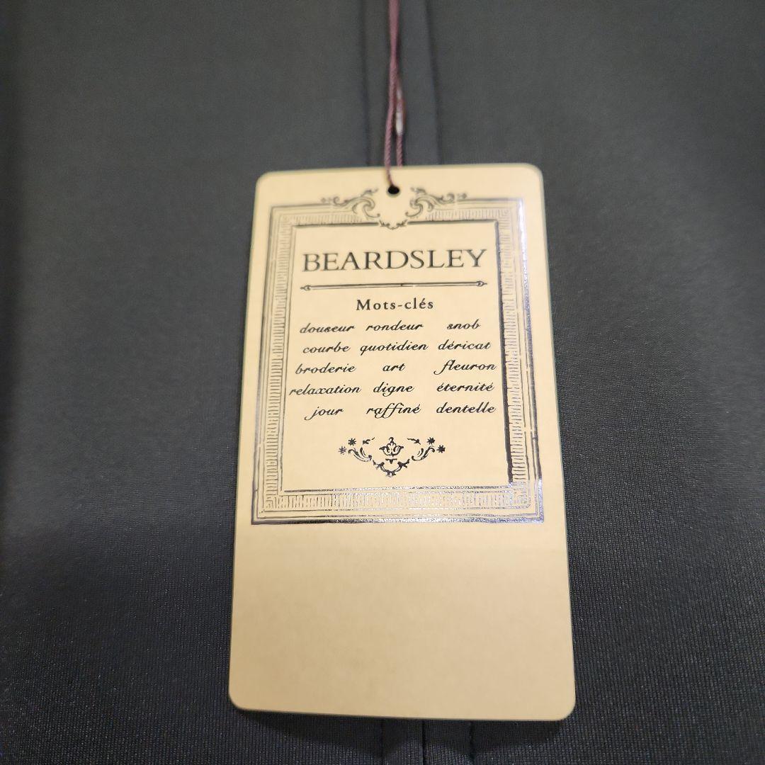 BEARDSLEYダンボールショートフーディ ビアズリー