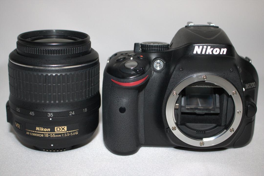 ⭐初心者セットNikon D5200 人気商品⭐簡単操作 スマホ転送ok