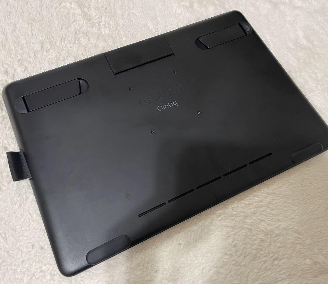 Wacom Cintiq 16 DTK-1660 16インチ液晶ペンタブ