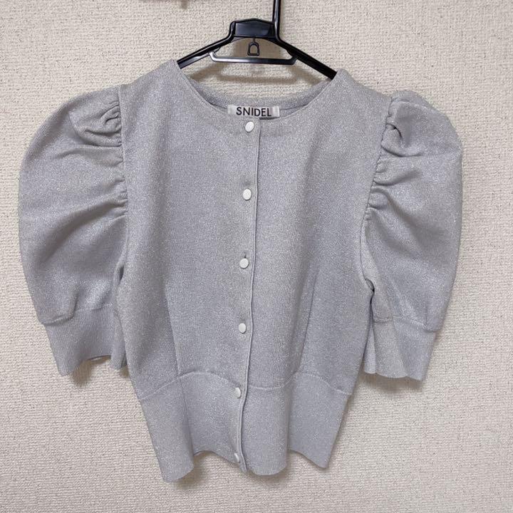 スナイデル　snidel グリッター　パフスリーブ　カーディガン　✨美品✨