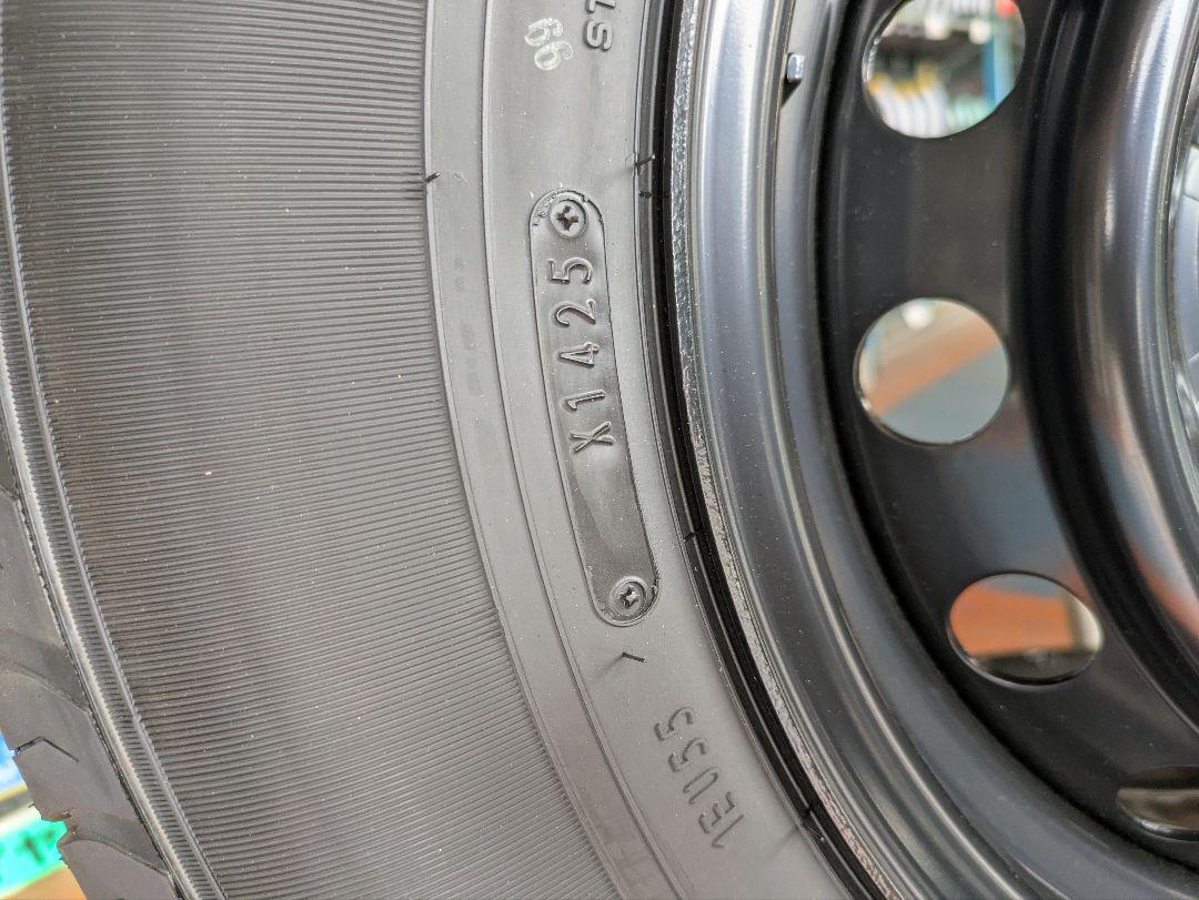 ひ*さ様 トヨタ純正 ハイエース用 195/80R15 109/105LT