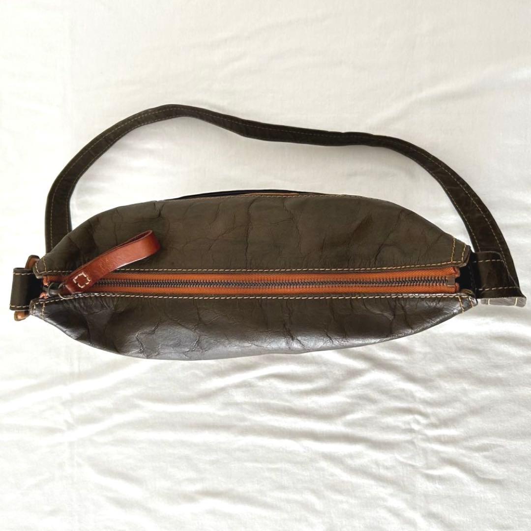 美品 ゲンテン genten レザーペーパー ショルダーバッグ 軽量 カーキ