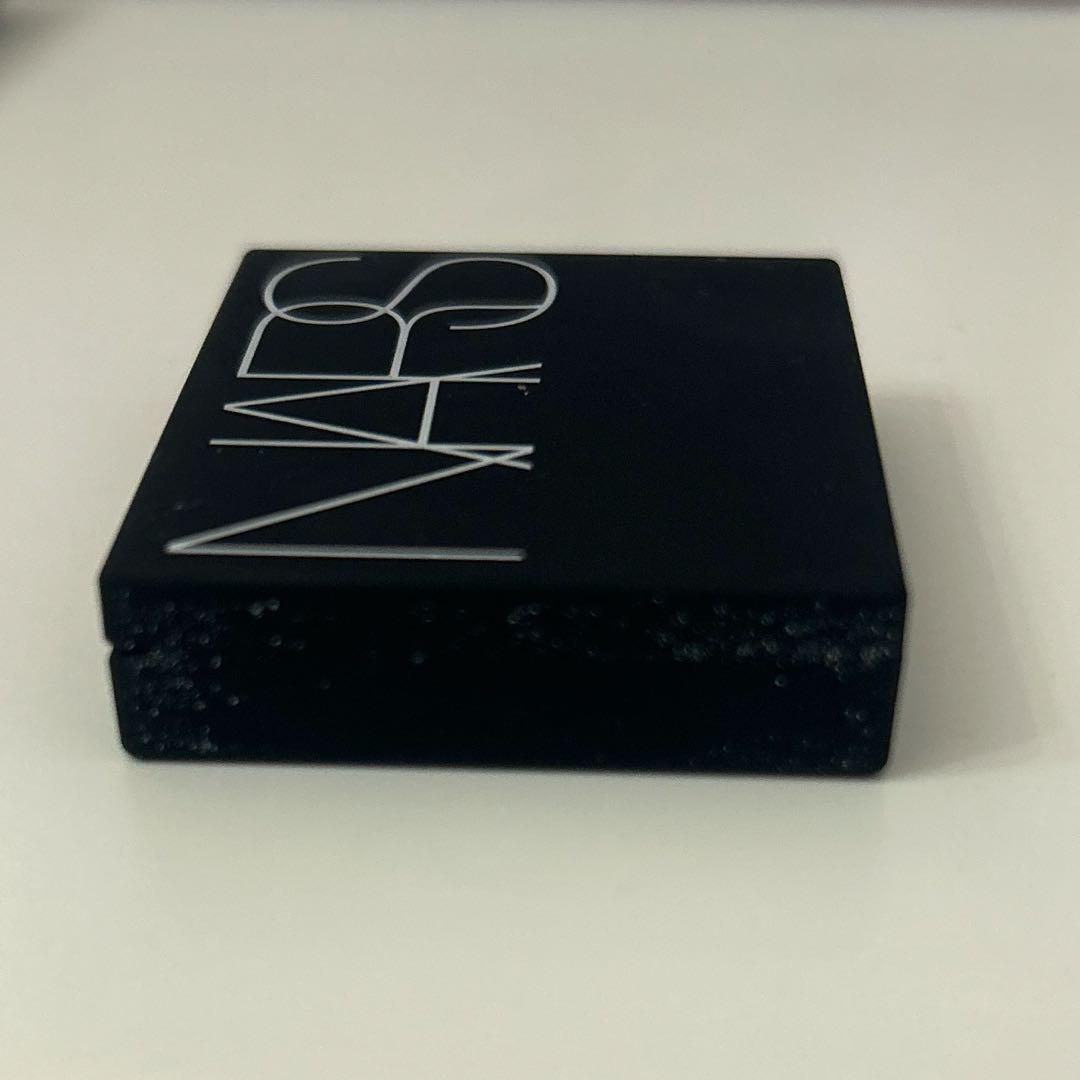 NARS ハードワイヤードアイシャドー 5345 LUNAR