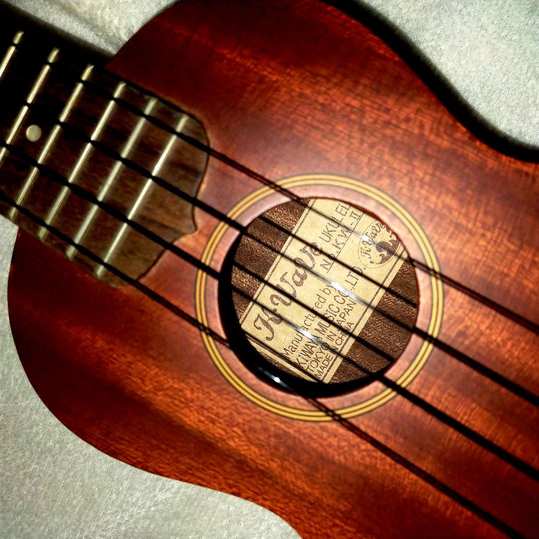 ウクレレ K.WaVe KW-Ⅱ K-WAVE ウクレレ KW-Ⅱ 美品 即購入 初心者 ギアペグ ukulele