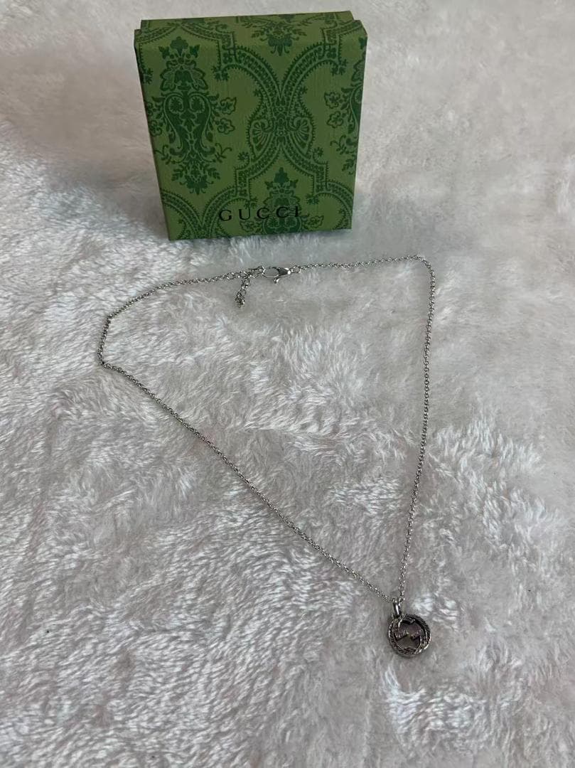 GUCCI シルバー ダブルGロゴ ネックレス
