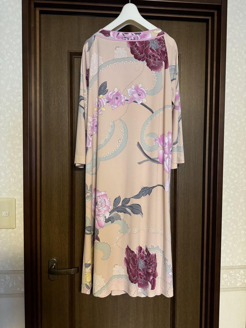 ❤️未使用に近い❤️42 レオナール　ワンピース