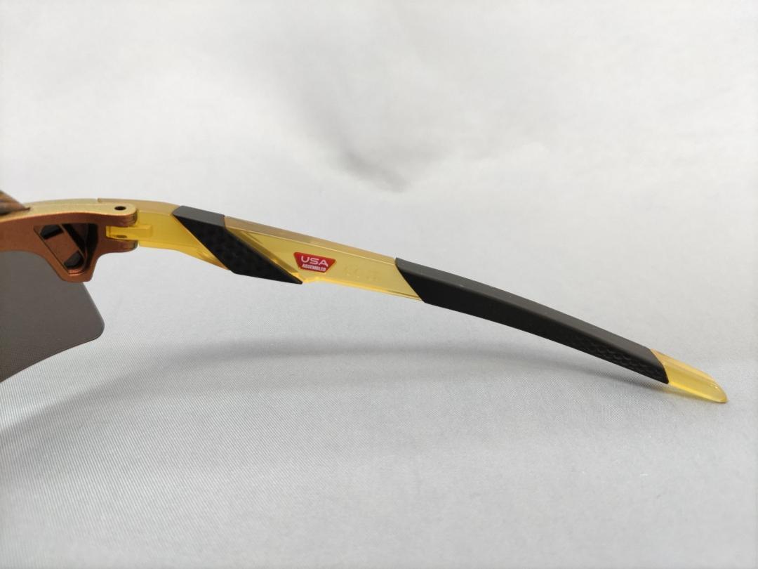 L00430♭1008 美品 オークリー ENCODER (A) OO9472F