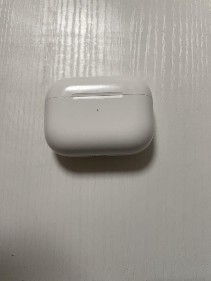 Apple airpods pro 第1世代 充電ケースのみ Apple airpods pro 第1世代 充電ケースのみ