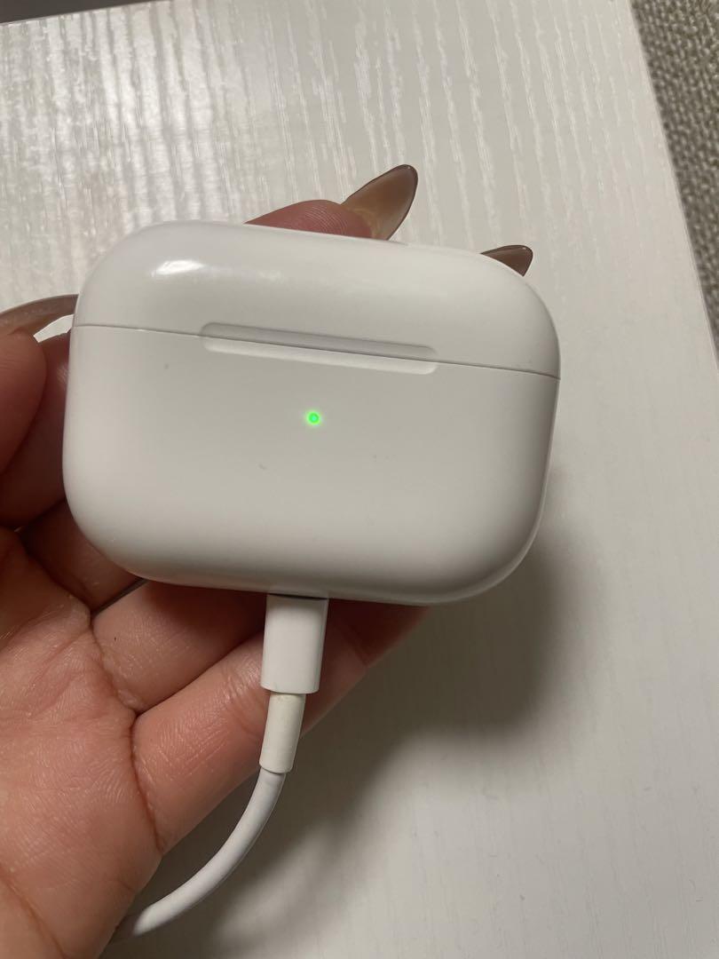 Apple airpods pro 第1世代 充電ケースのみ Apple airpods pro 第1世代 充電ケースのみ