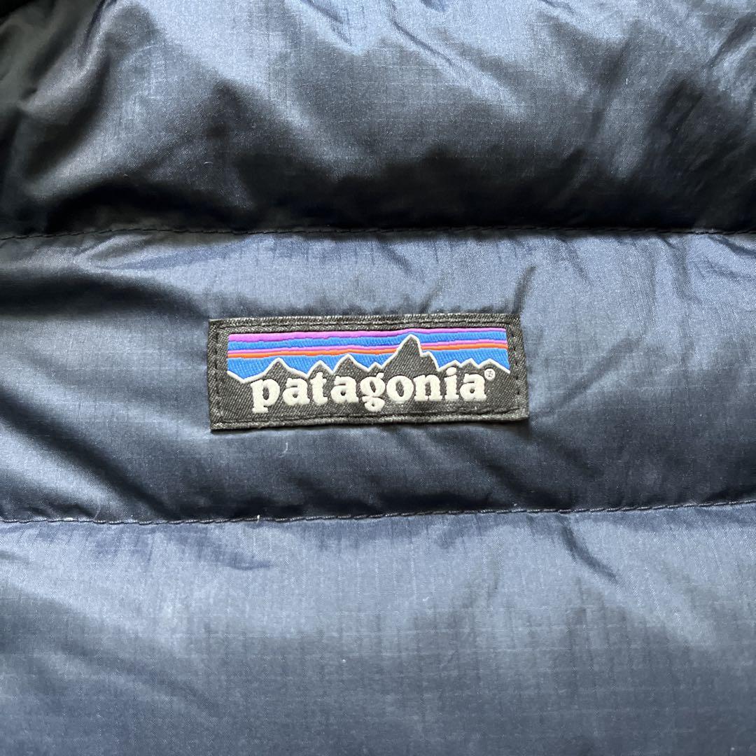 patagonia ダウンジャケット ネイビーXS