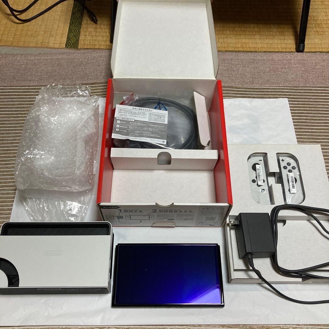 Switch本体有機EL Joy-Conホワイト SDカード付き 一部未使用 Switch本体有機EL Joy-Conホワイト SDカード付き 一部未使用