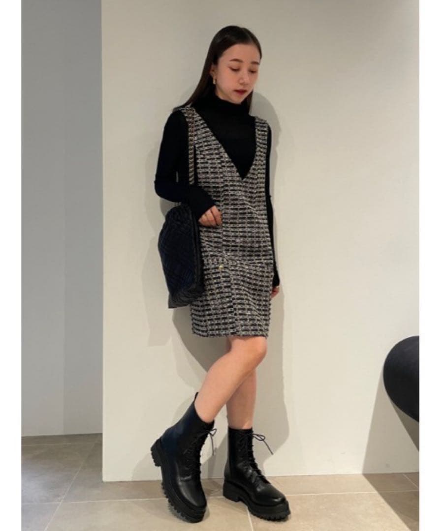 【SNIDEL】Vネックミニワンピース