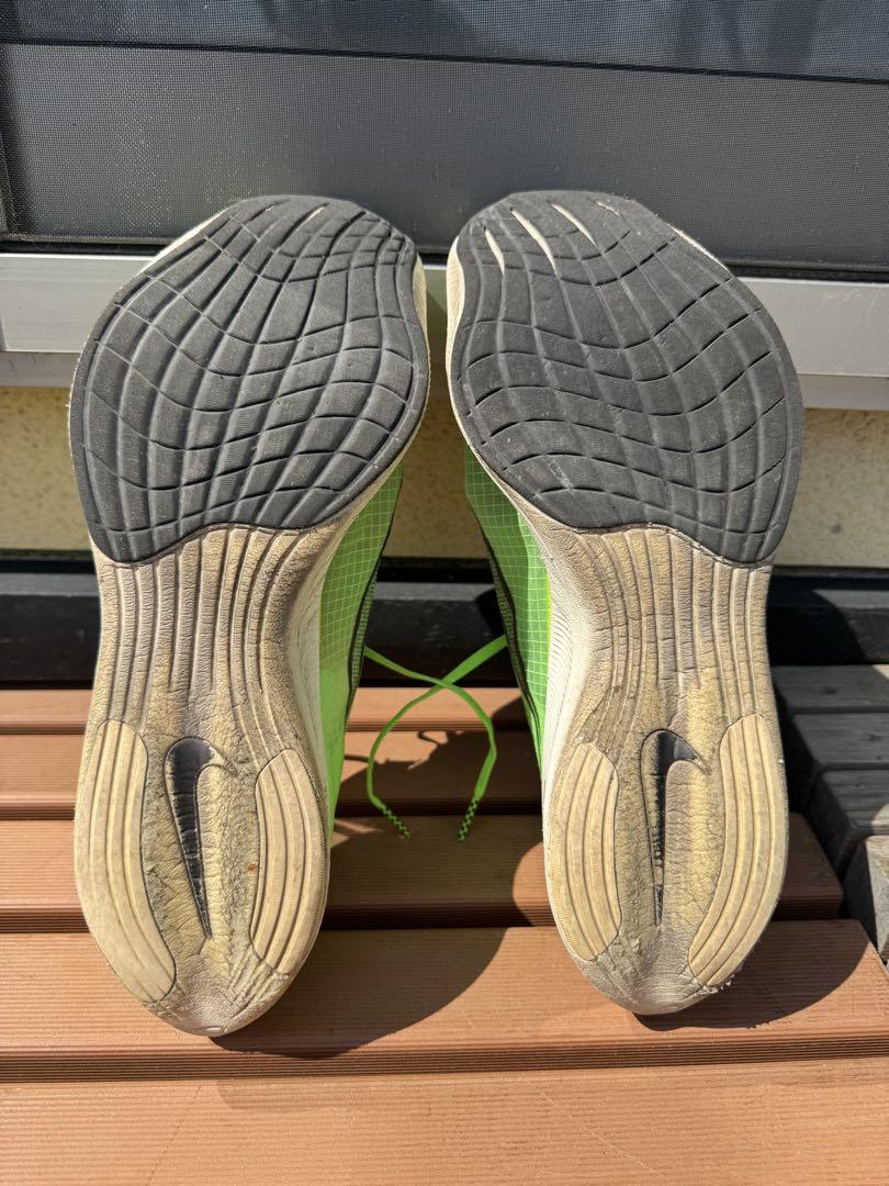 Nike ZoomX Vaporfly NEXT% ネオンイエロー