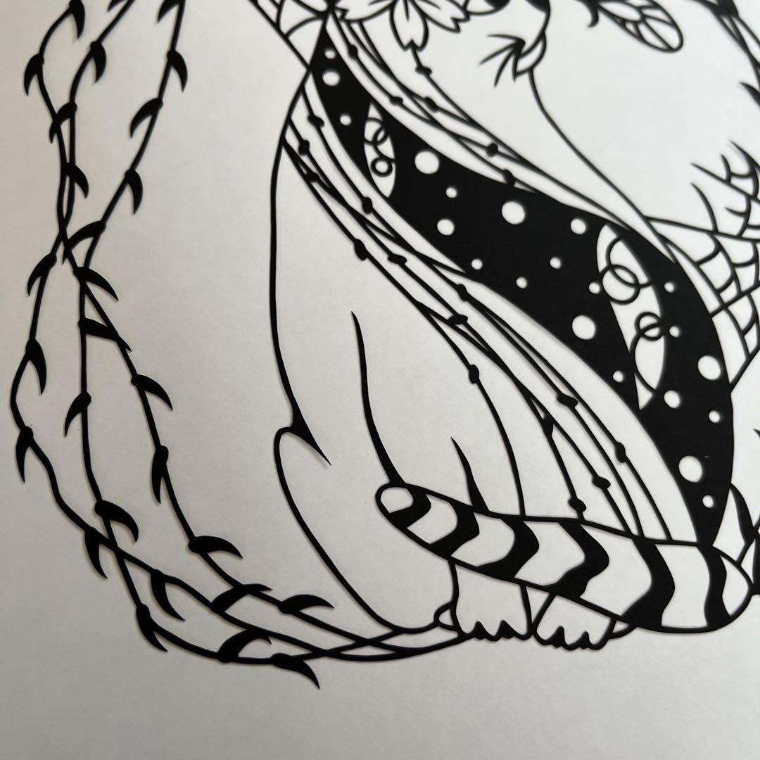 ハンドメイド 切り絵 猫と蝶 - メルカリ