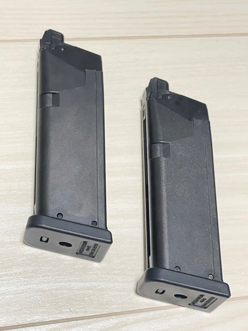 本体極美品‼︎ 東京マルイGLOCK 19 Gen3 予備マガジン付き 本体極美品‼︎ 東京マルイGLOCK 19 Gen3 予備マガジン付き