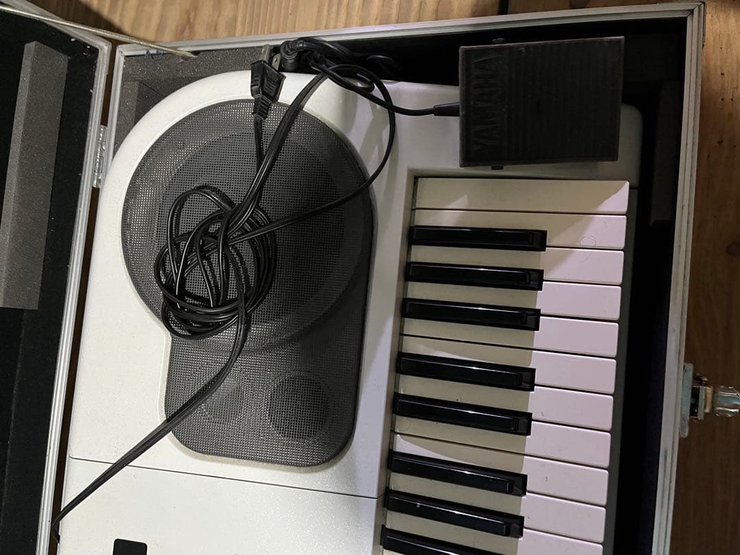 ケース スタンド付き