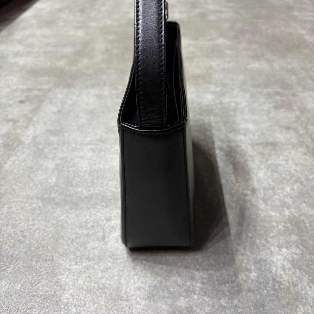 クレージュ ハンドバッグ ワンショルダー エンボスロゴレザー ブラック